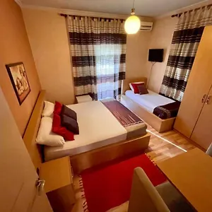 algo.albaniahotels.org/